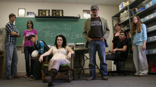 MFA alumni, Wayne Thomas with Students